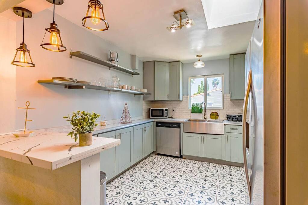 12-Guest 4-Br Spacious Home With Large Backyard, 4-Car Parking San Diego Bagian luar foto